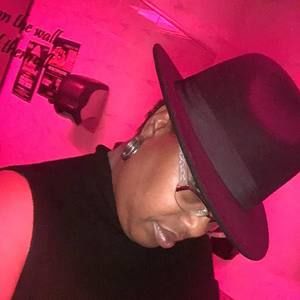 Meet your Posher, Ametra